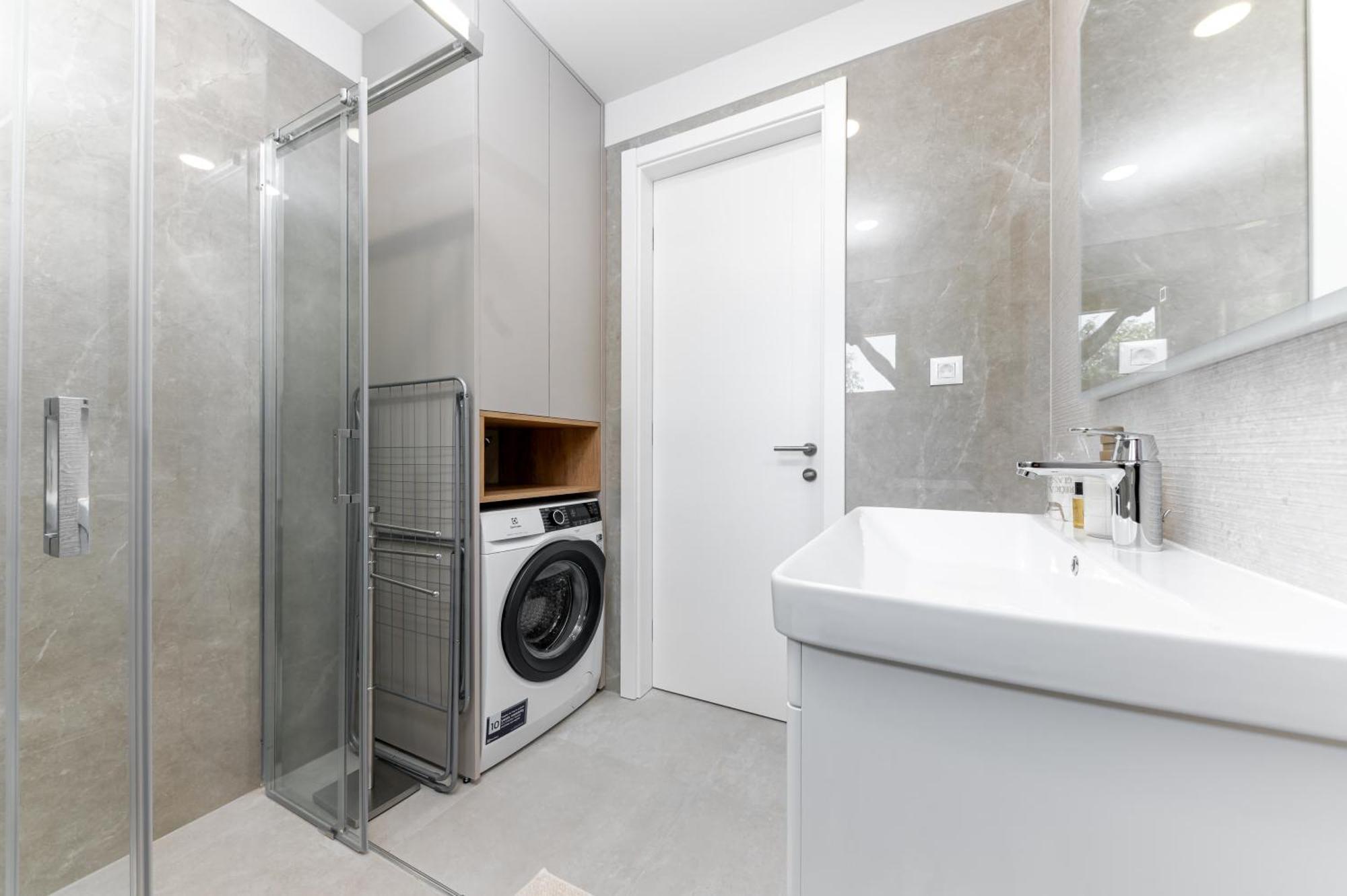 Lägenhet Luxury Adria Sea City & Whirpool, Mountain View Apartment Makarska