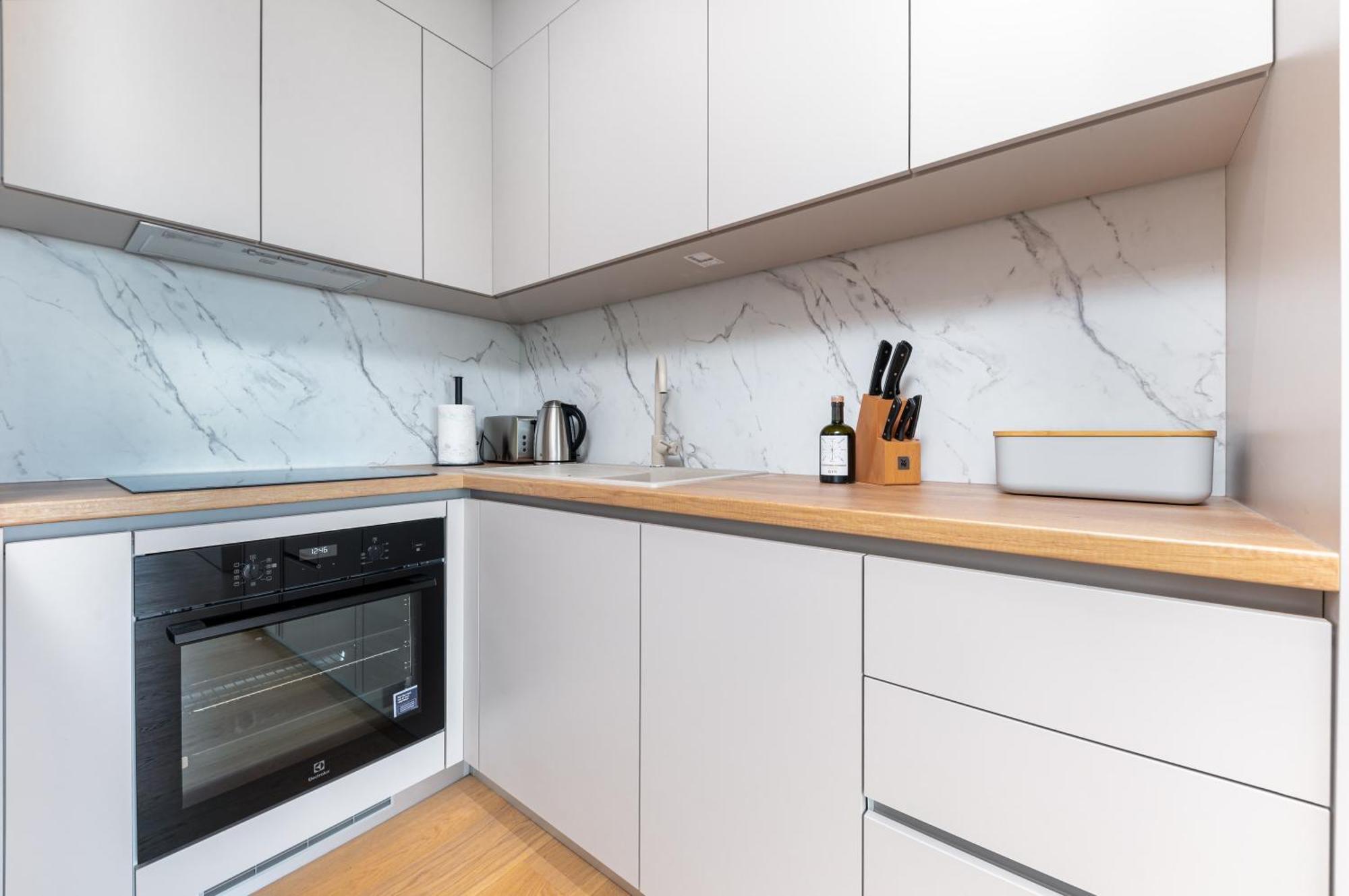 Luxury Adria Sea City & Whirpool, Mountain View Apartment Lägenhet Makarska