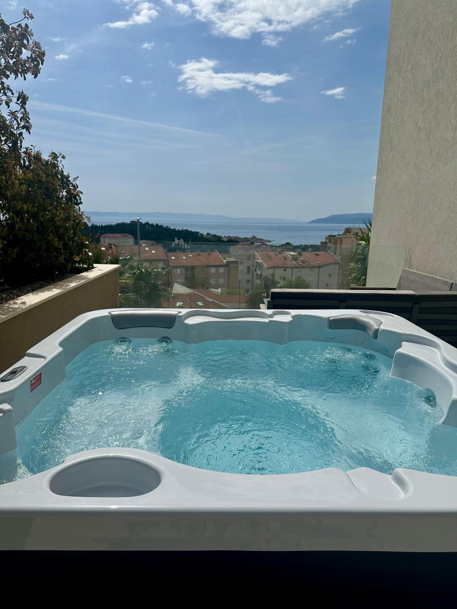 Luxury Adria Sea City & Whirpool, Mountain View Apartment * Makarska